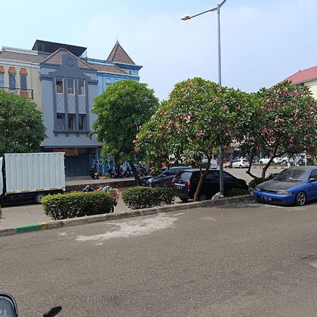 Ratana Cengkareng Syariah Hotel Jakarta Kültér fotó